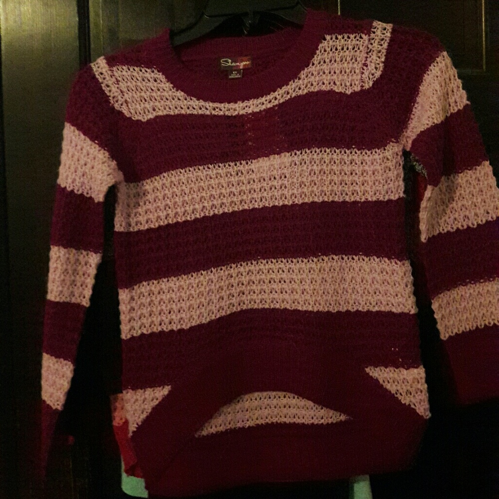 4 Girls Size 6x Sweaters